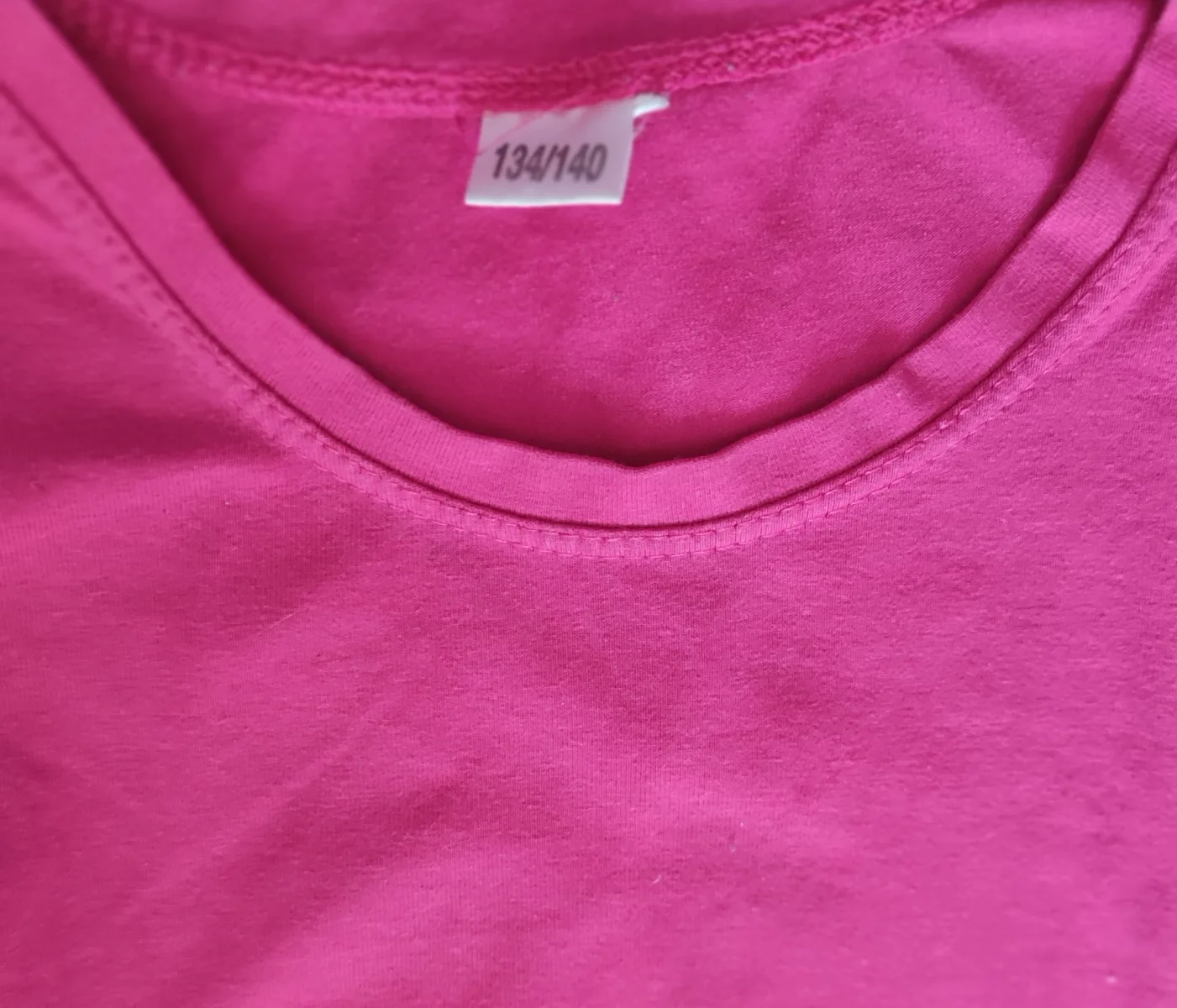 Tee-shirt manches longues rose fushia enfants filles 9 ans — photo 2