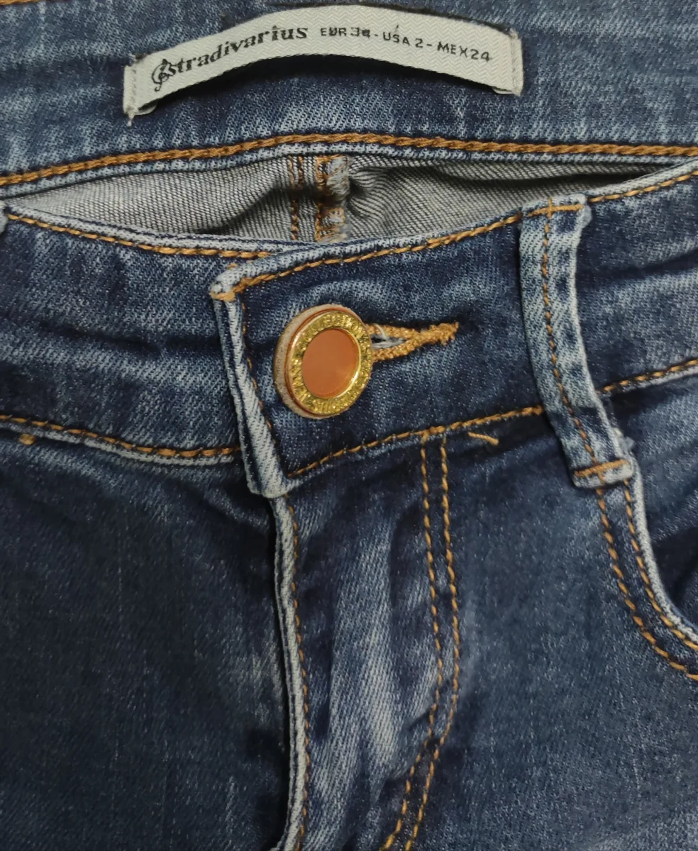 Jeans bleu stradivarius femme Taille 34 — photo 5