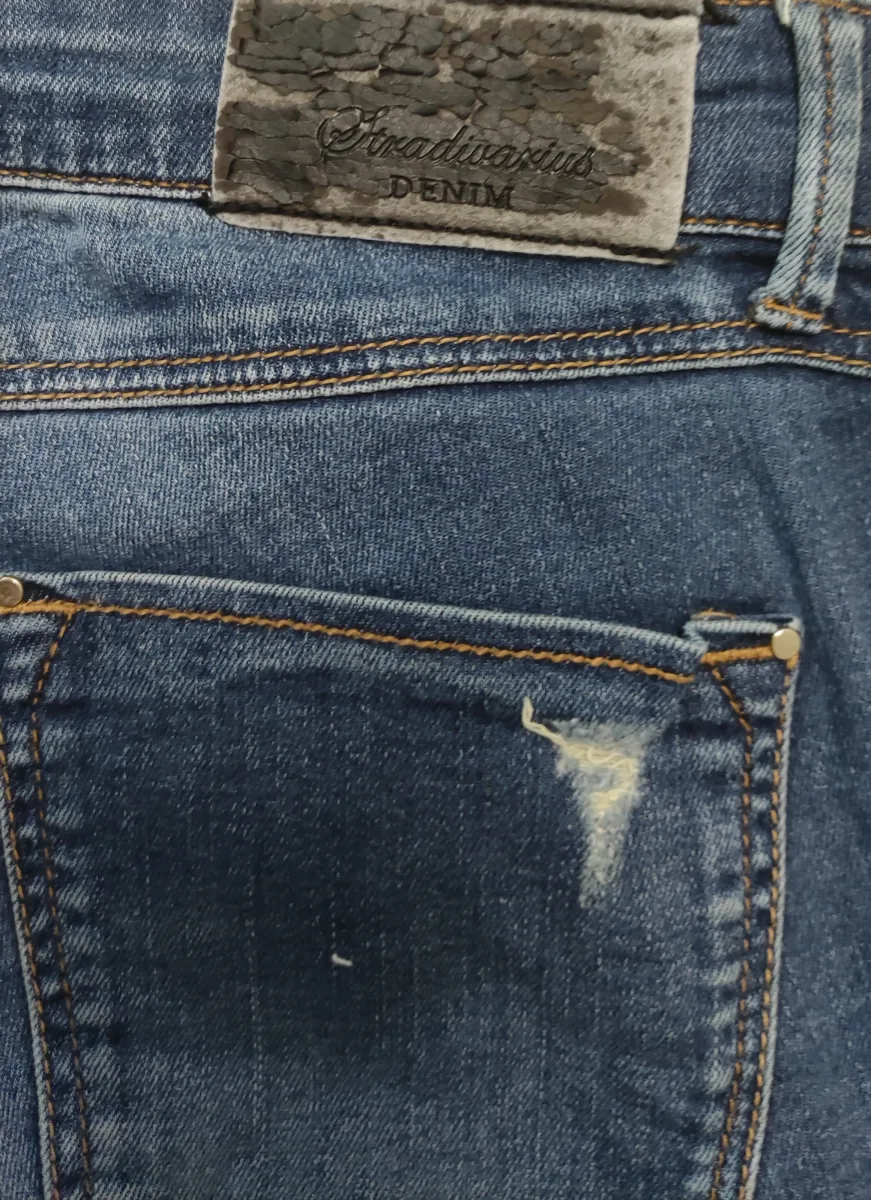 Jeans bleu stradivarius femme Taille 34 — photo 4